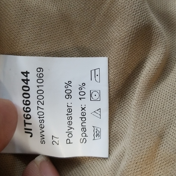 🎉HP🎉Shein Black and Nude Rouged Crop Top - Picture 7 of 8